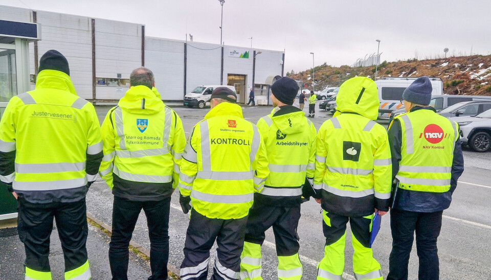 F.v.: Representanter fra Justervesenet, Møre og Romsdal fylkeskommune, Statens vegvesen, Arbeidstilsynet, Skatteetaten og NAV.