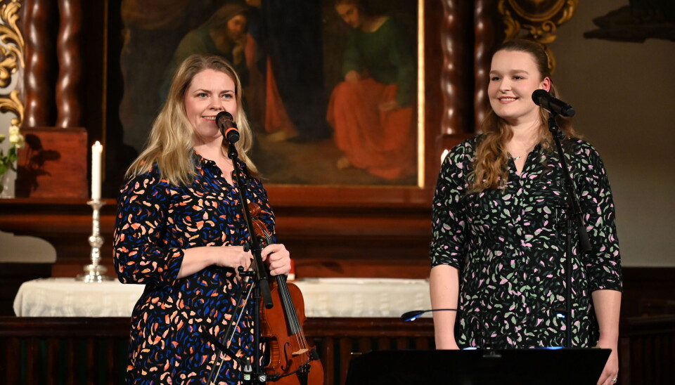 Fv: Ann Helen Stamnsve og Lilly Lura Kjønhaug i harmonisk duett i Nordlandet Kirke 19. januar 2025.