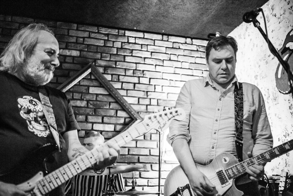 F.v.: Takis Tsamouropoulos(gitar/vokal), Kjetil Høyvik (trommer/ vokal), Åge Sæther (gitar/vokal).