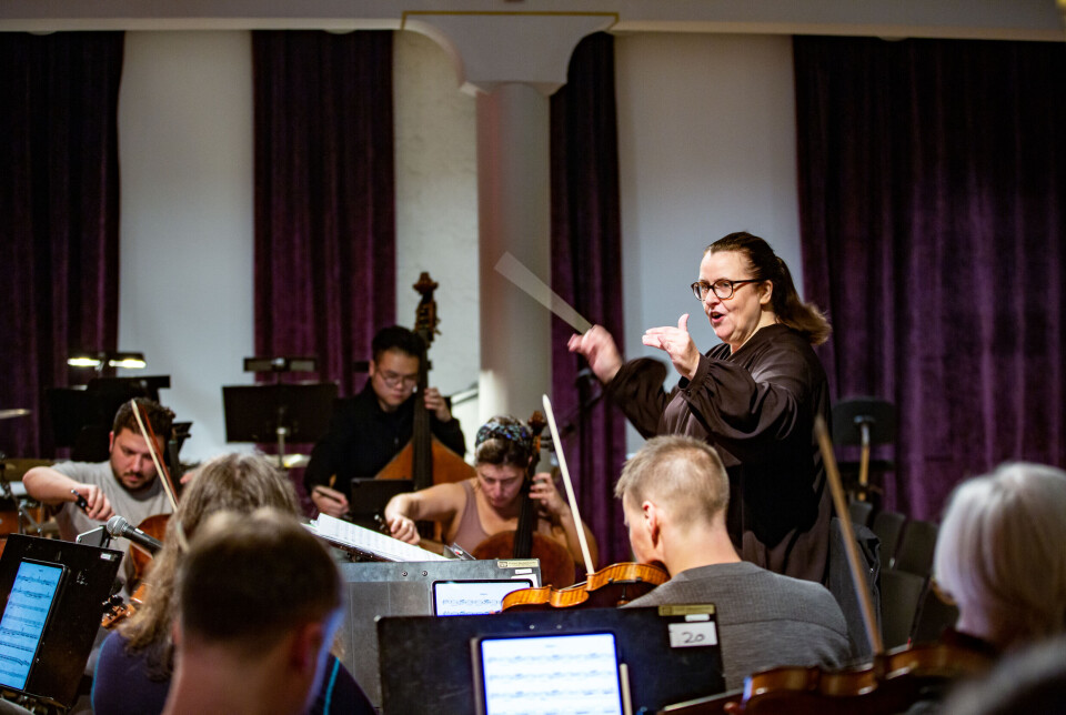 Operaens Sinfonietta under ledelse av Marit Strindberg.