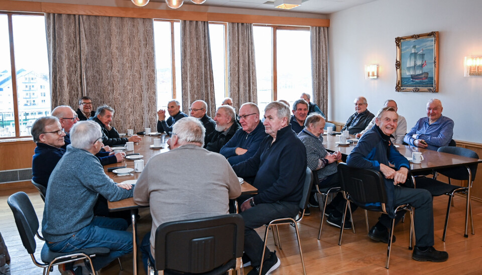 Det er mange som kommer til møtene i Skipperforeningen. Her fra et vanlig møte i foreningens lokaler torsdag 30. januar