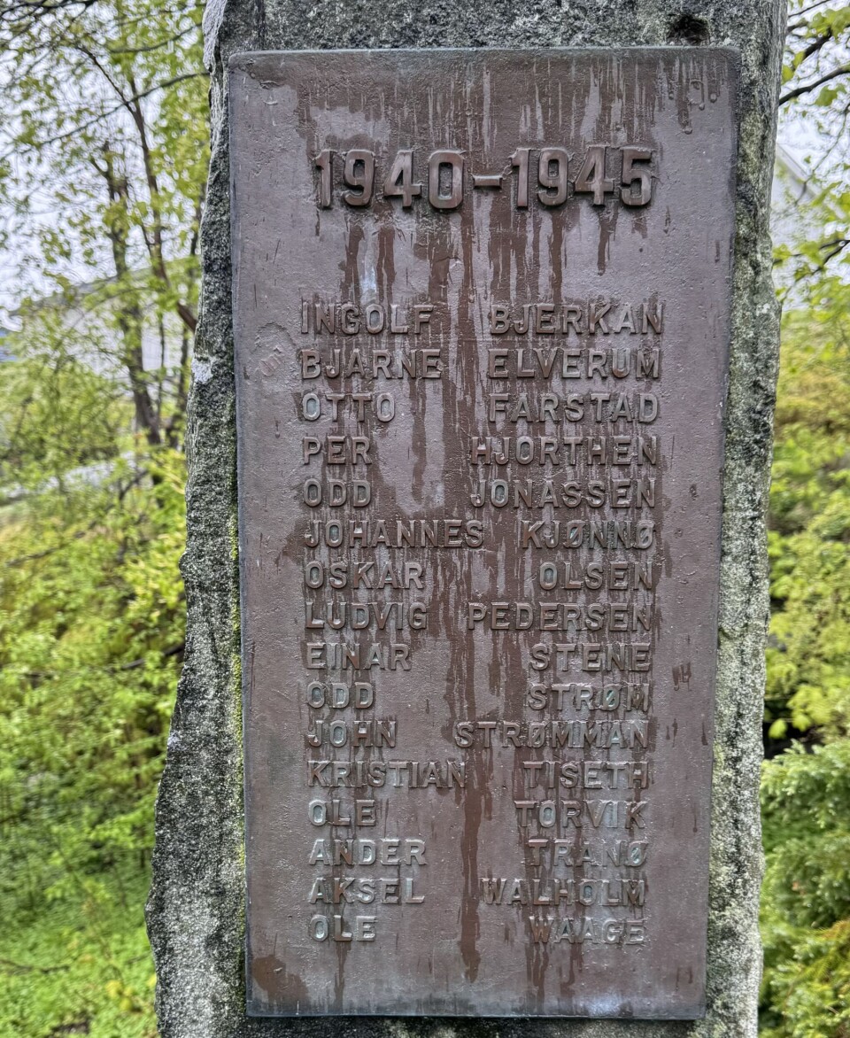 1940–1945: Ingolf Bjerkan, Bjarne Elverum, Otto Færstad, Per Hjorthen, Odd Jonassen, Johannes Kjønnø, Oskar Olsen, Ludvig Pedersen, Einar Stene, Odd Strøm, John Strømmen, Kristian Tiseth, Ole Torvik, Ander Tranø, Aksel Walholm, Ole Waage.
