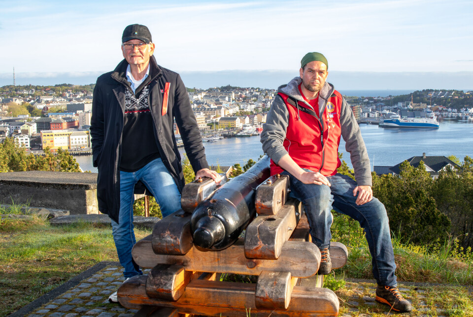 Fra venstre, Geir Gjengstø og Eddy Gjengstø fra Lions Club Kristiansund.