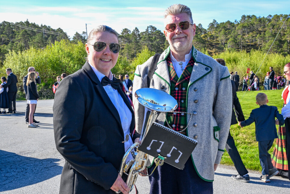 F.v.: Bente Sørlie, leder i Frei skolekorps og hennes mann, Stein Åge Sørli.