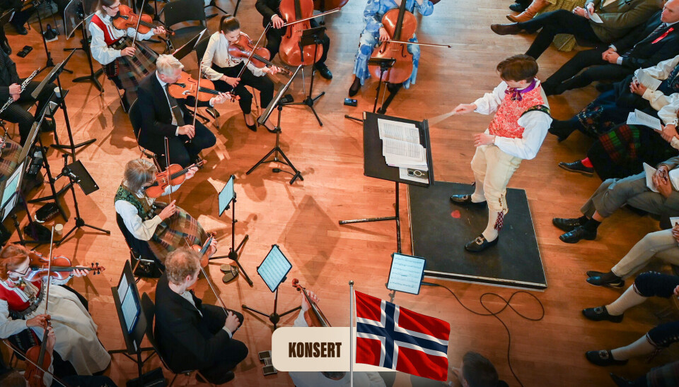 Kristiansund Symfoniorkester med dirigent Tom Ole Elgsaas.