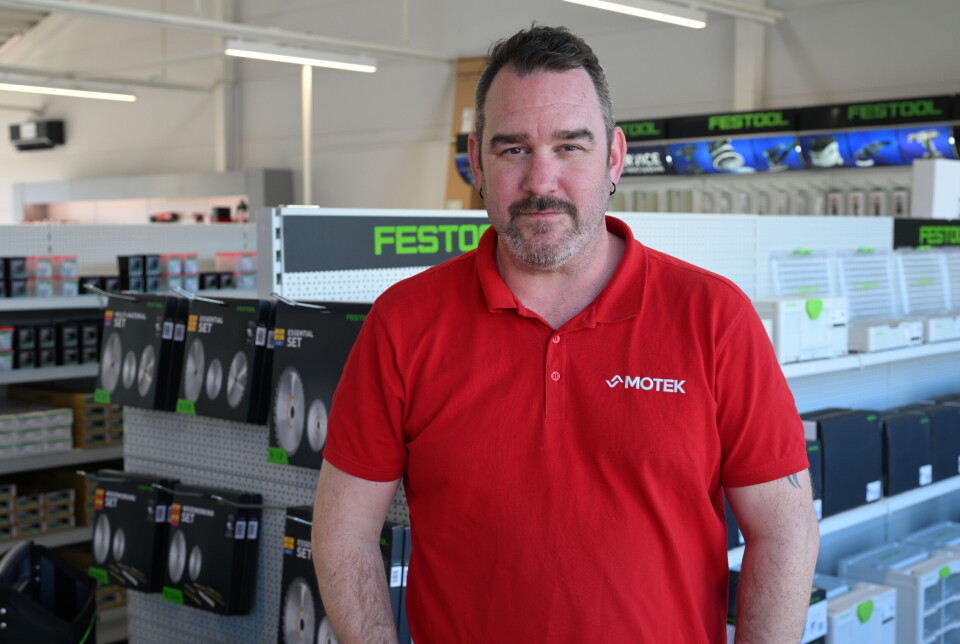 Fredrik Lervik er butikksjef hos Motek Kristiansund. FOTO: JOHN BERGE