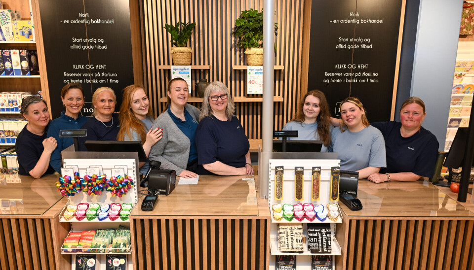 F.v. Mari Heggdal Skare (Ørsta), Anne-Marthe Rekdal (Ålesund), Inger Annette Bjørnset (Volda), Rebecca Anda (Jærhagen), Ida Høgseth (Molde), Liv Randi Knotten (Ulsteinvik), Kirstin Dorothea Jensen, Andrea Sofie Williamsen-Larsen og Hanne Jentoft (alle Kristiansund).