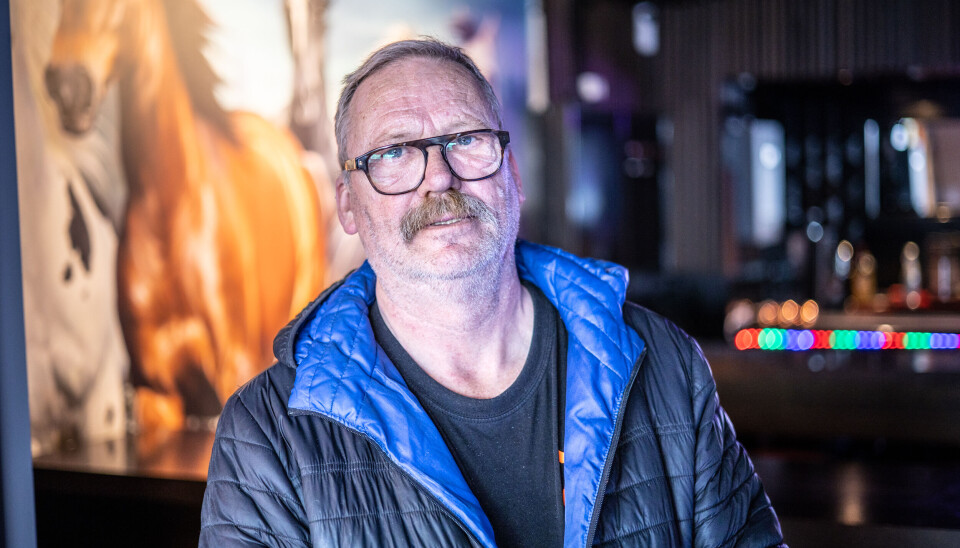 Ole Reidar Holmeide, daglig leder og innehaver av Long Horn Country Bar. Hestene må stå på stallen en stund til.