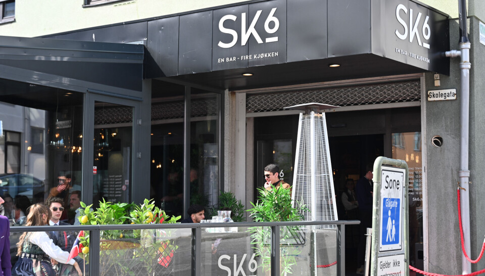Fra SK6 den 17. mai 2025, cirka halvannen times tid etter slåsskampen startet. (Personene på bildet har ingenting med saken å gjøre.)