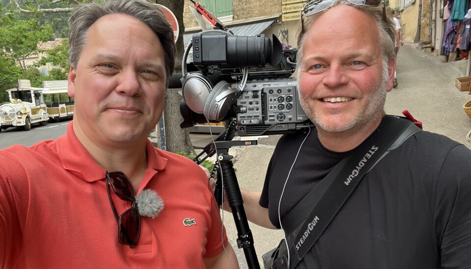 Ute på tur. F.v.: Bjarte Ragnhildstveit (reporter) og Erik Manshaus (foto). FOTO: TV 2