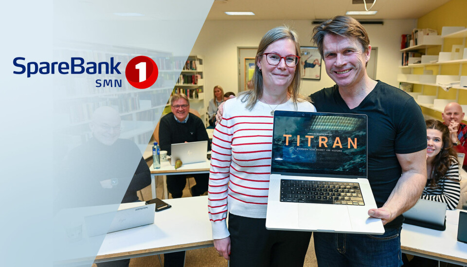 Harald Bræin får filmstøtte av Sparebank1 SMN for produksjon av filmen TITRAN. Her sammen med Line Karlsvik (SV), leder i hovedutvalg for skole, barnehage og kultur.
