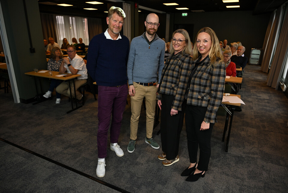 F.v.: Johan M. Teiseth og Martin M. Williams fra advokatfirmaet Øverbø Gjørtz og Helen Morch Olsen, daglig leder og Cathrin Morch Olsen, gravferdskonsulent fra Eidsvaag & Mølgaard Begravelsesbyrå.