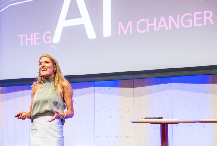 Isabelle Ringnes - Tech-formidler og forfatter/skribent/debatant.