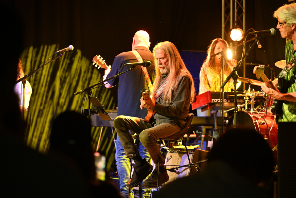 Dance With a Stranger i aksjon under det som de hevder er deres siste konsert i Kristiansund, på Kulturfabrikken lørdag 7. juni 2025.
