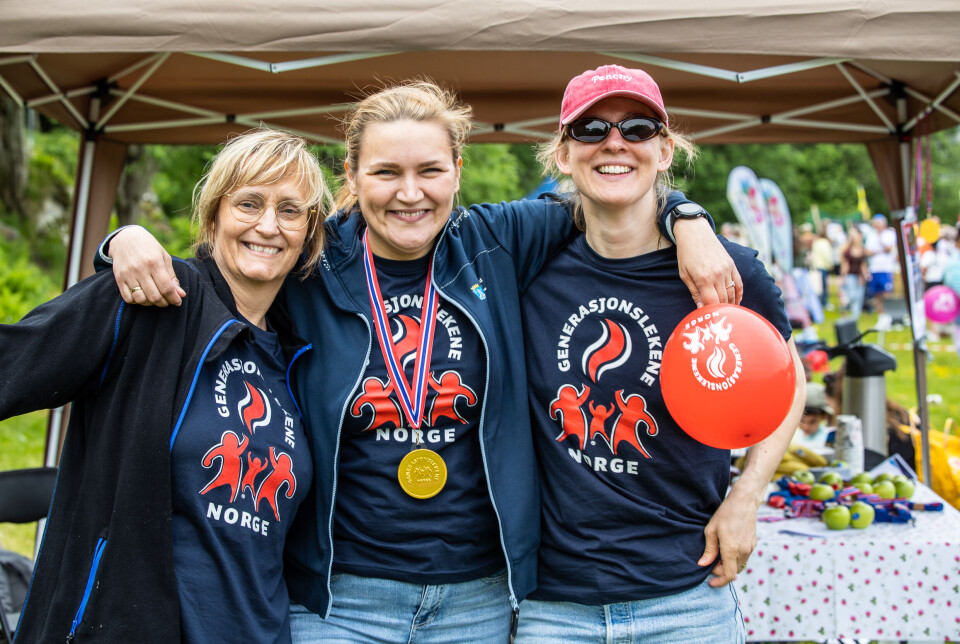 Generasjonslekene f.v. Inger Eliassen, Pia Benedicte Smeby, og Mia Berger.