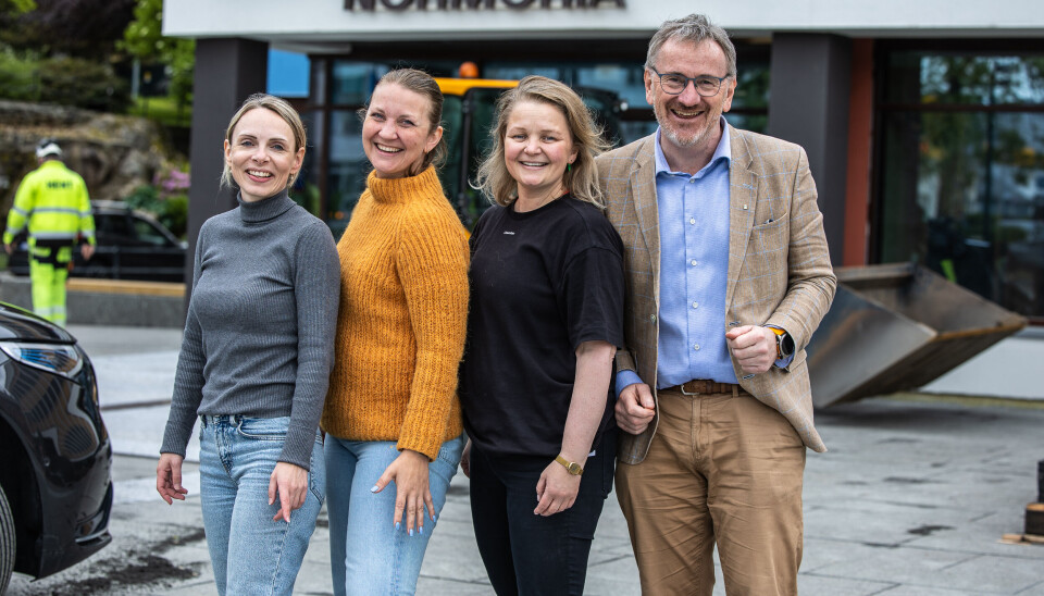 F.v.: produsent Hanne Tømmervåg, markedsleder og billettansvarlig Ingvild Vaagsether, produsent Ingeborg Fagerlie Johannessen og direktør Asgeir Bahre Hansen. Normoria-bygget onsdag 18. juni 2025. Første innflyttingsdag.
