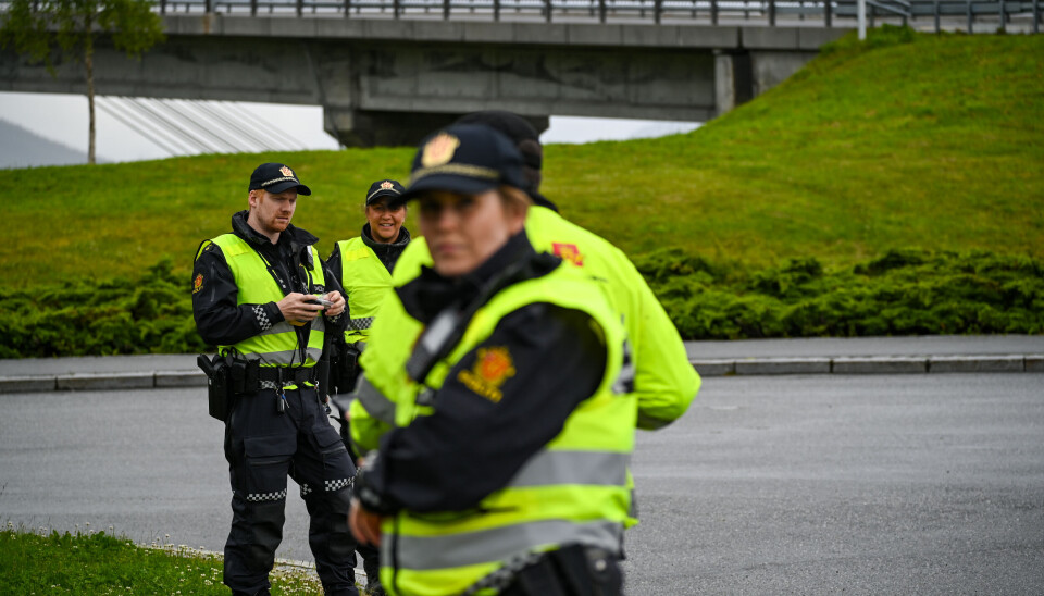 Politiet venter på førere som de skal ta alkohol kontroll på.