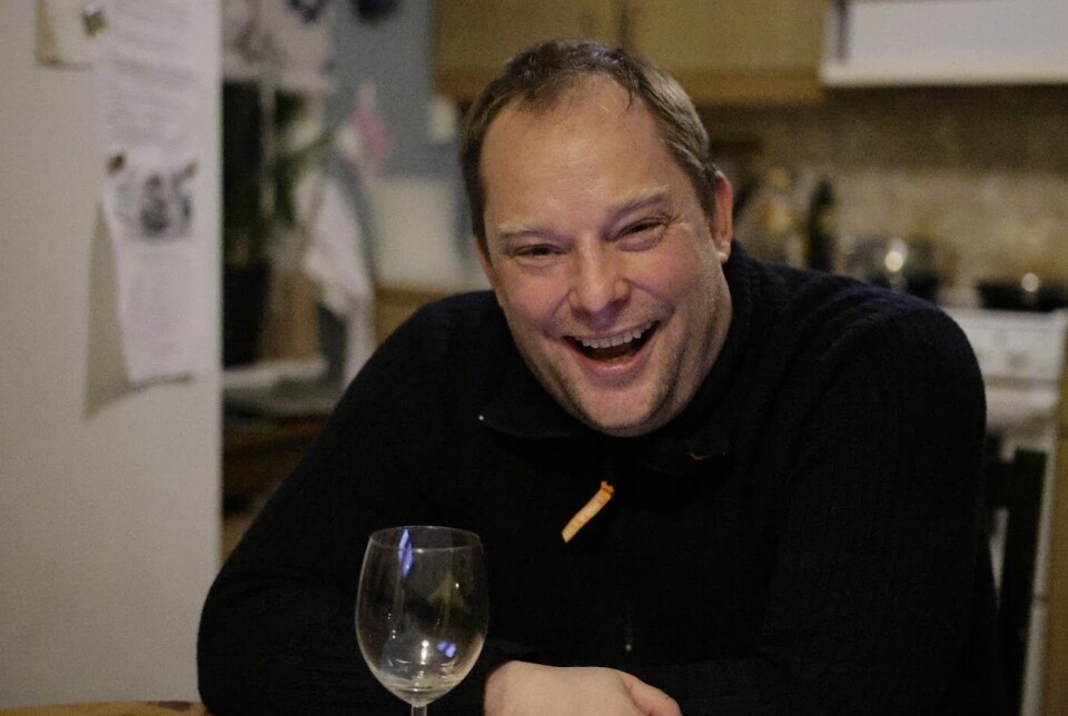 Øyvind Rangøy. Han er forfatter og driver Rangøya internasjonale kultursenter. Foto: Privat.