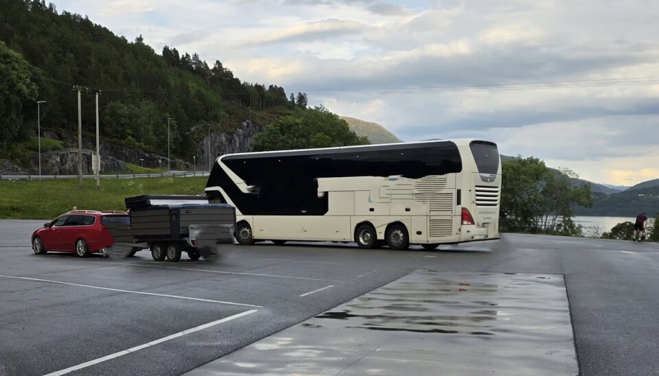 RBK sin supporterbuss fikk kjøreforbud eter kontroll på Bergsøya i Gjemnes kommune.