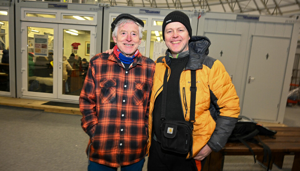 Etter at vi startet opp Nordmørsposten igjen har John Berge møtt på flere av sine tidligere kolleger fra da han jobbet i Tidens Krav. Her nå pensjonerte Steinar Brunsvik. FOTO: Pål Sundøy, Tidens Krav