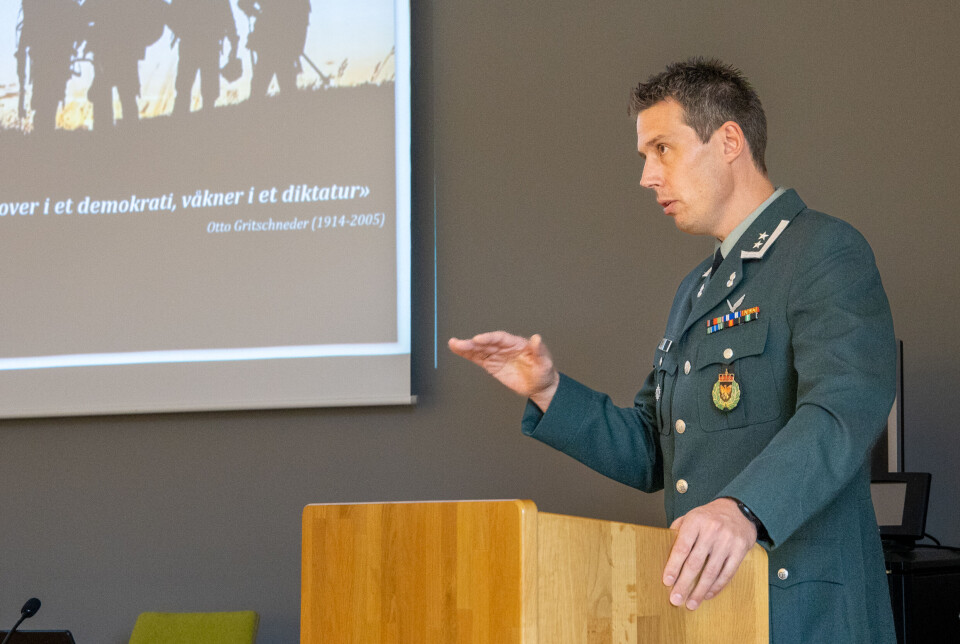 BEREDSKAP: Oberstløytnant Richard Moen understreker viktigheten av hverdagsberedskap og digital årvåkenhet.