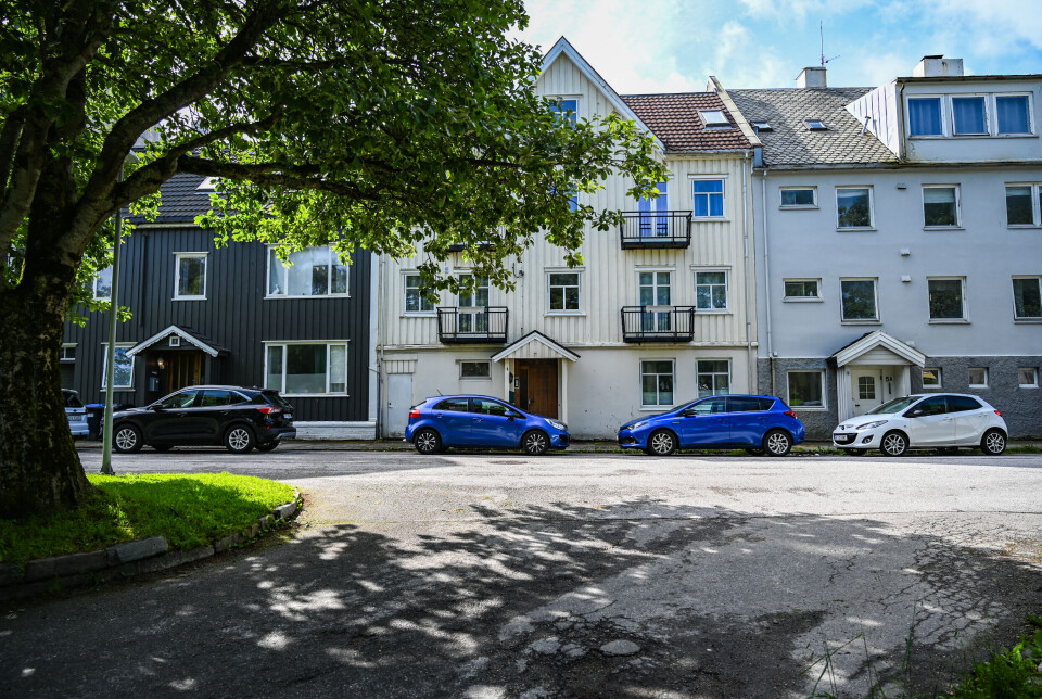 Parkeringen ved Moses Plass hvor bilen ble stjålet.