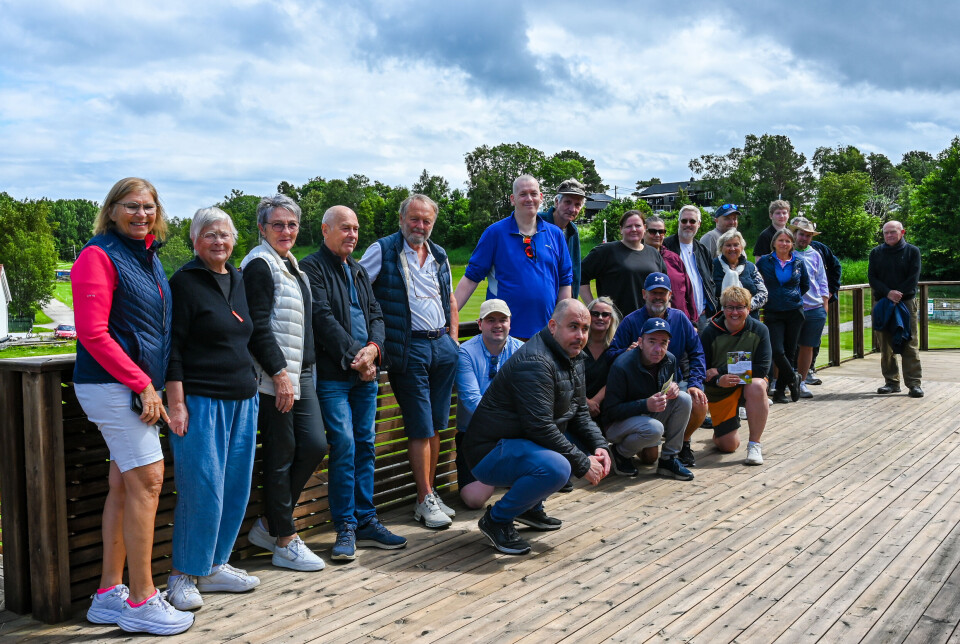Bak f.v..: Lise Inger Korsnes, Hildur M Vesterås, Annbjørg Larsen, John Arne Larsen, Alfred Blomsø, Trond Egil Bjerkeseth, Paul Sandes, Wenche Warvik, Kari Aae, Geir Hovland, Øyvind Vågen, Leon Midtbø, Marianne S. Hagerlie, May Britt Rønes. Foran sittende fra venstre: Jakob Karlsen, Thomas Måløy, ukjent, Rune Larsen, ukjent, Ole Nilsen, Lille Andersen, (Er noen navn feil eller vet du hvem de ukjente her? Kontakt oss!)
