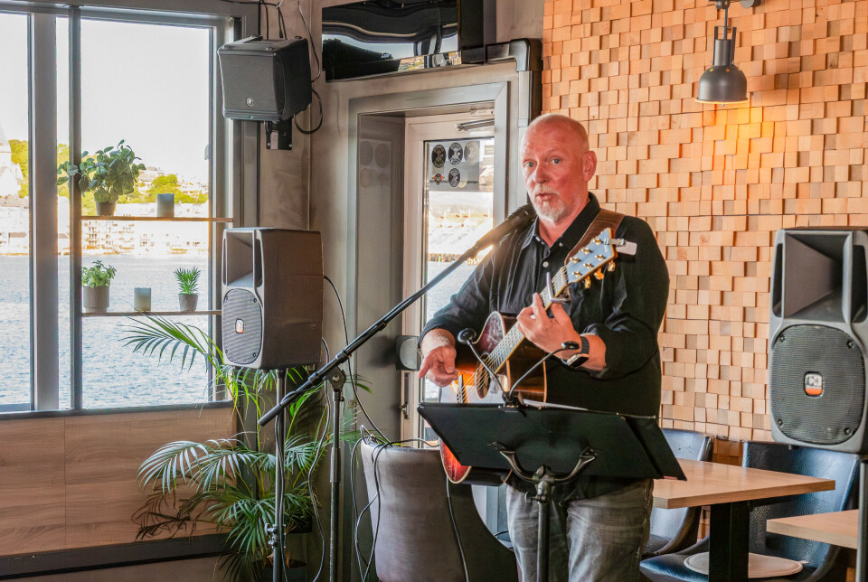 Peter Wemö, coverer Vreeswijk med bravur på Havnekontoret.