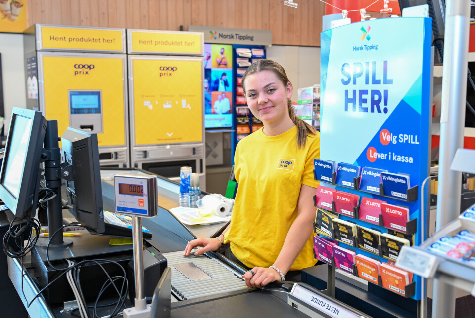 Marie Skog Trøan er sommervikar hos Coop Prix Frei.