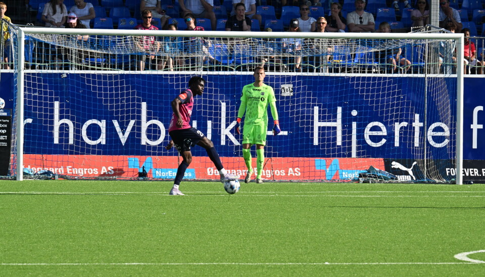 KBK-keeper Knut André Søyland Skjærstein (30) i aksjon under kampen søndag 13. juli mot Sarpsborg 08.