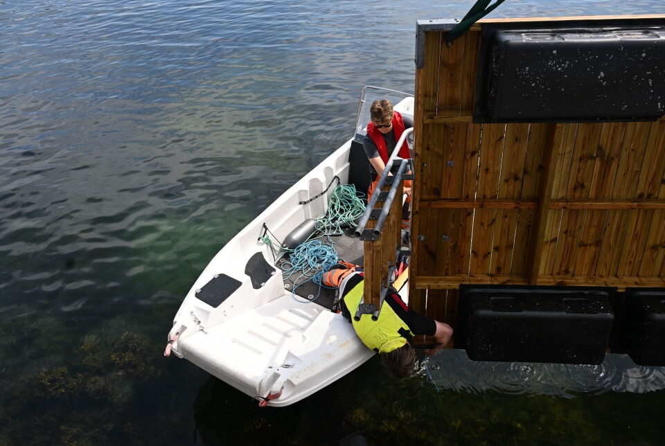 Driftsoperatørene Christian Åshamar og Lars Jørgen Melland var ombord i båten som hjalp til med redningsoperasjonen. FOTO: JOHN BERGE