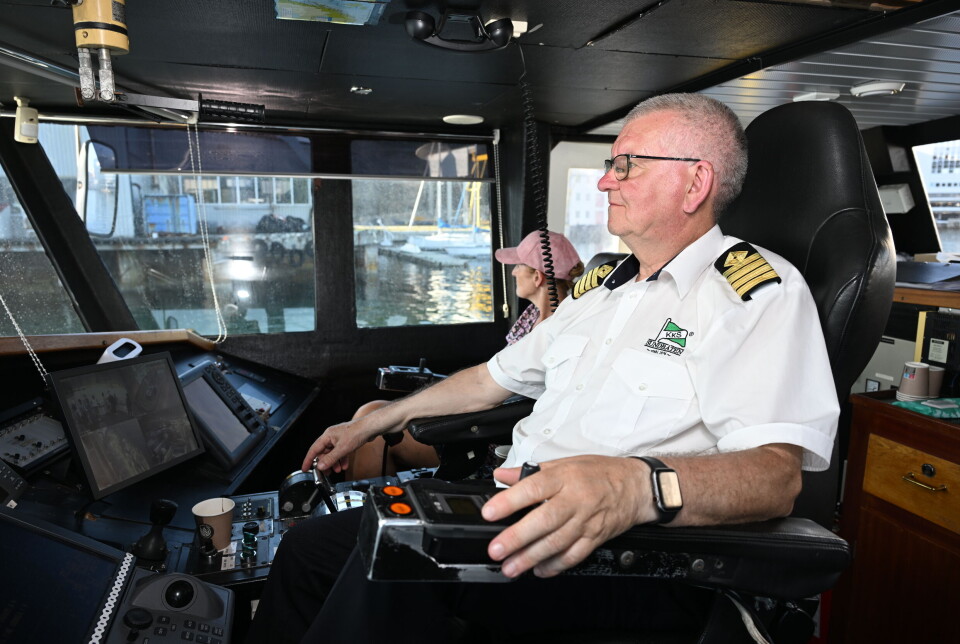Kjell Holmen styrer Kvikk med støe hender. FOTO: JOHN BERGE