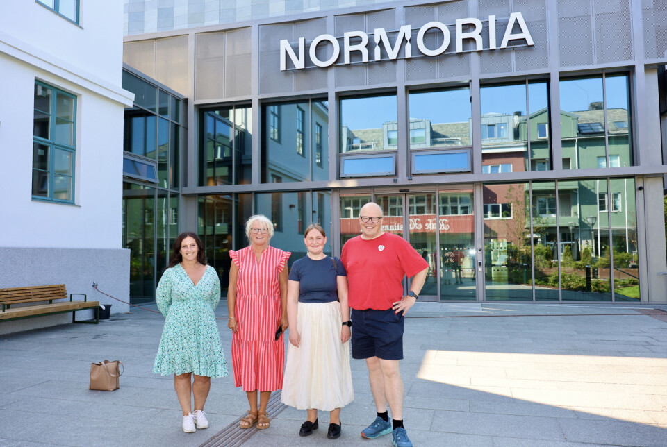 Fra venstre: stortingskandidat Berit Tønnesen, operasjef Line Lønnning Andresen, stortingsrepresentant Åse Kristin Ask Bakke og stortingsrepresentant Per Vidar Kjølmoen under omvisningen i Normoria torsdag.
