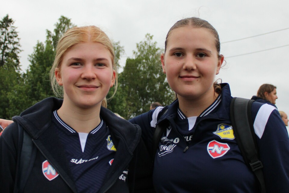 Elisa Aas Johansson og Silje Pettersen Høgseth skalv av glede etter semifinalen.