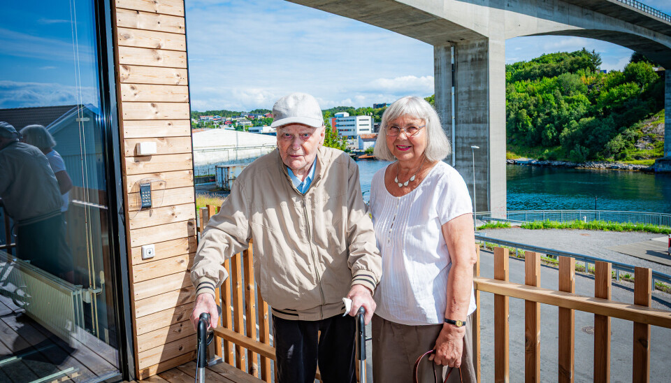 Arild Jørgenvåg (101) og datteren Berit Jørgenvåg.