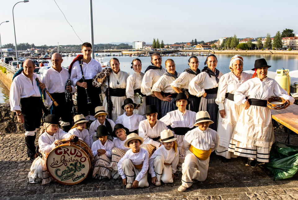 Folkemusikk og dansegruppen Con de Xido i Cambados.
