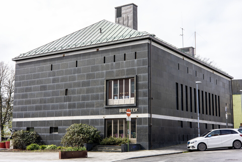 Norges bank-bygget på Carolines plass.