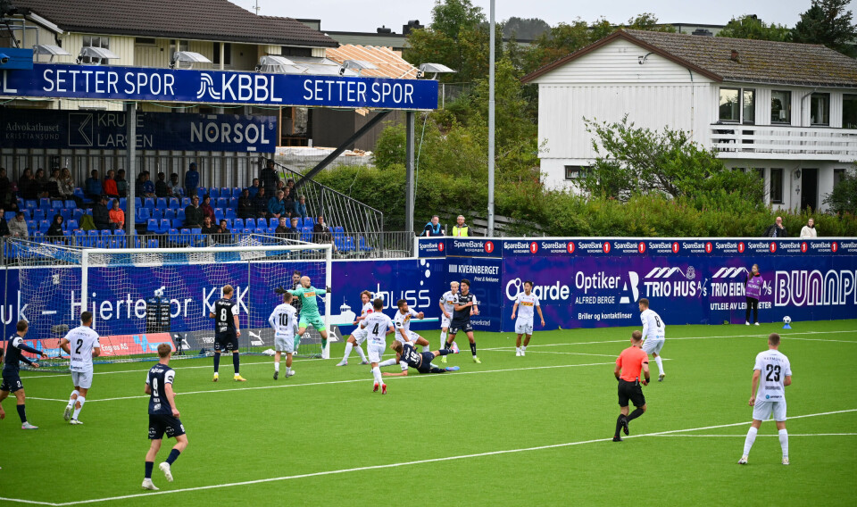 Leander Næss Alvheim med en akrobatisk redusering til 1-2