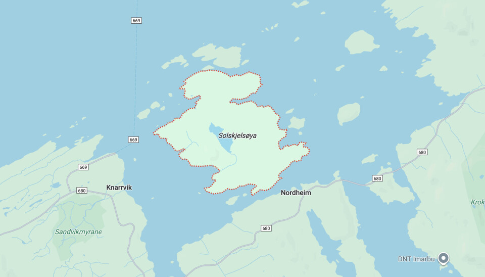 Kart som viser Solskjelsøya i Aure kommune på Nordmøre.