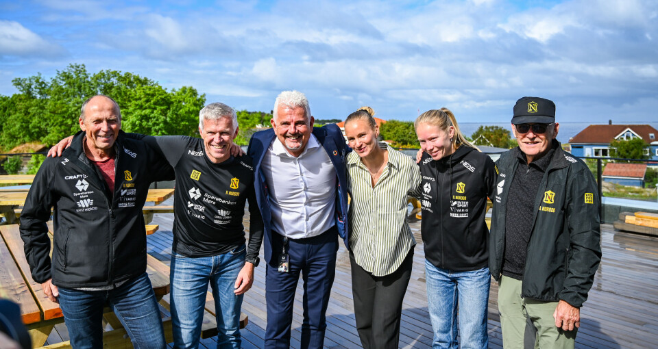 Fra venstre: Kurt Eilertsen (Norodd), Ole Birger Ulseth (Norodd), Tore Vevang (Sparebanken Møre), Helle Rossen (Sparebanken Møre), Elise Hoel Ulseth (Norodd), Ivar Hjelseth (Norodd).