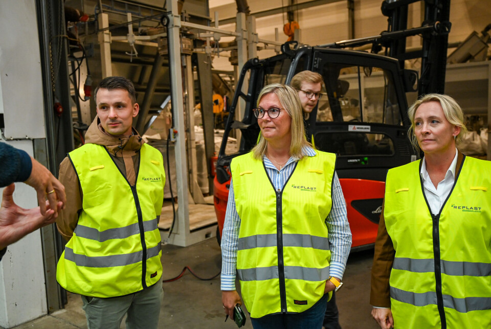 Fra Venstre: Brede Mordal (Replast), Line Karlsvik (SVs 1. kandidat i Møre og Romsdal) og Yvonne Wold (ordfører i Rauma og medlem av SVs sentralstyre).