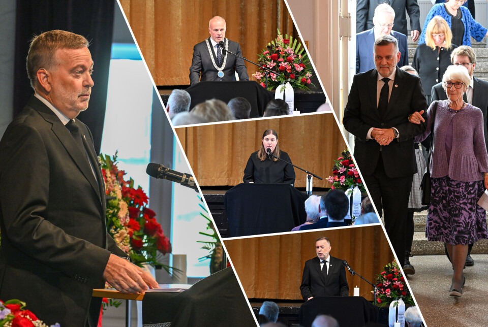 Minnestunden for Asbjørn Reidar Jordahl ble holdt i Festiviteten i Kristiansund tirsdag 26. august. Seremonien ble ledet av Jan-Erik Larsen (t.v.). Øverst i midten: ordfører Kjell Neergaard i Kristiansund kommune. Midten i midten: statssekretær Astrid Hoem i Klima- og miljødepartementet. Nederst i midten: Jan-Erik Larsen. T.h.: Jan-Erik Larsen og avdødes kone, Eldbjørg Hogstad. ALLE FOTO: JOHN BERGE
