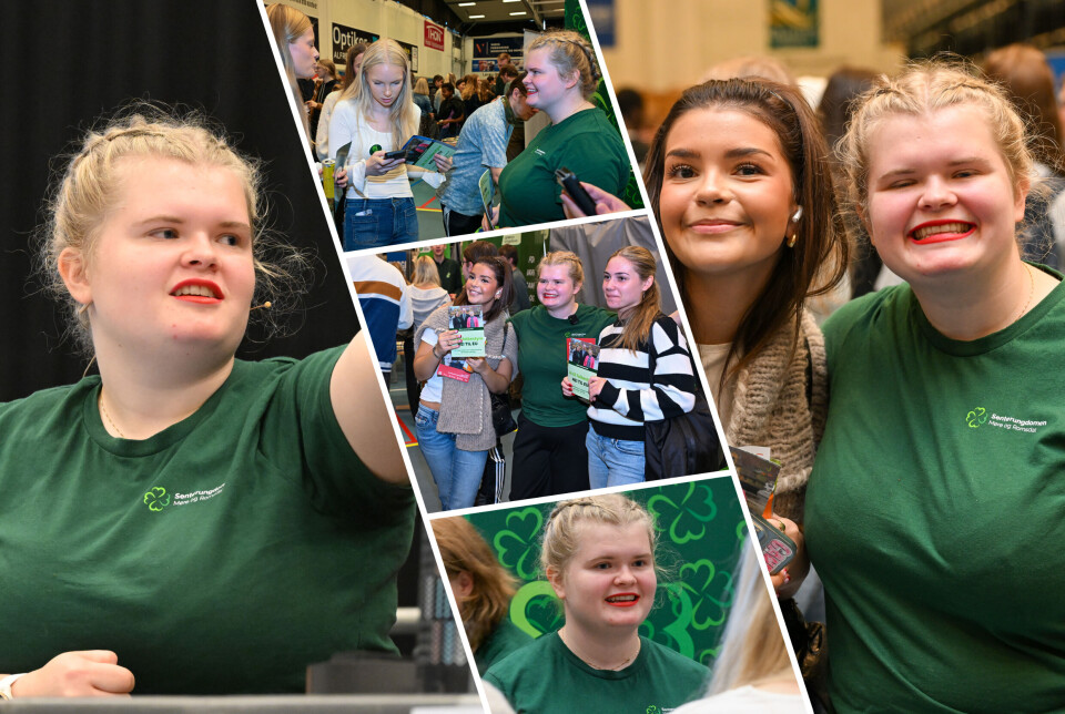 Tingvollingen Dordi Boksasp Lerum (22) fra Senterungdommen under skoledebatten på Kristiansund videregående skole tirsdag 2. september 2025. Hun stiller på tredjeplass på Senterpartiet Møre og Romsdals stortingsvalgsliste 2025. Bildet øverst i midten: F.v.: Elida Næss (16) og Stine Horrem Løvås (17) snakker med sitt politiske idol. Bildet i midten av midten: Sammen med Bina Marine Tyrholm (t.v.) og hennes venninne (t.h.). T.h. Bina Marine Tyrholm og Dordi Boksasp Lerum.