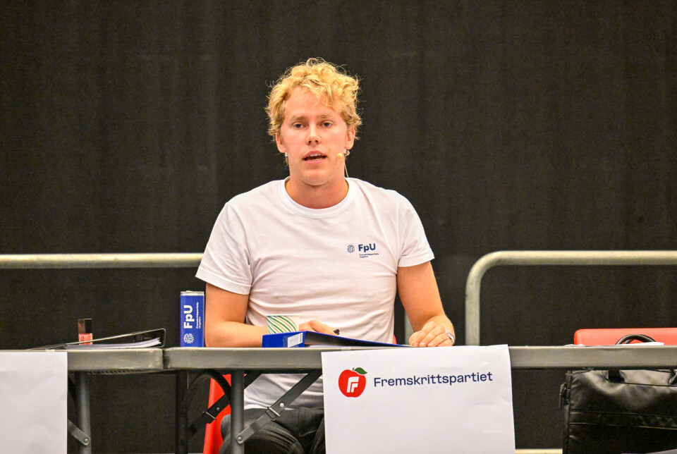 FrP-sentralstyremedlem Lars Andreas Scheide Vartdal fra Rauma representerte Fremskrittspartiets ungdom (FpU).
