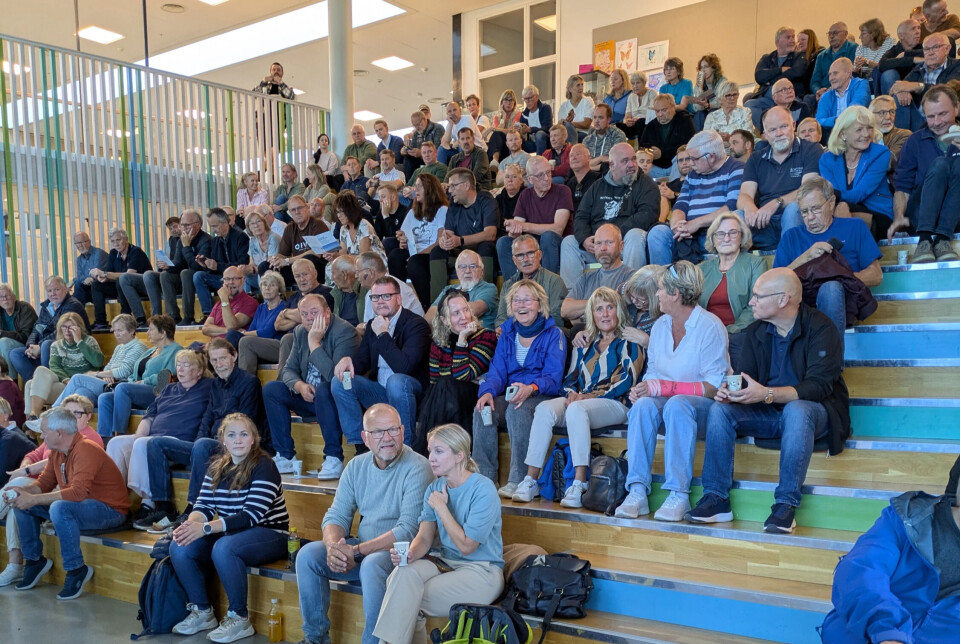 Fra folkemøtet. Foto: Kjetil Husby, Motvind Norge. (Gjengitt med tillatelse.)