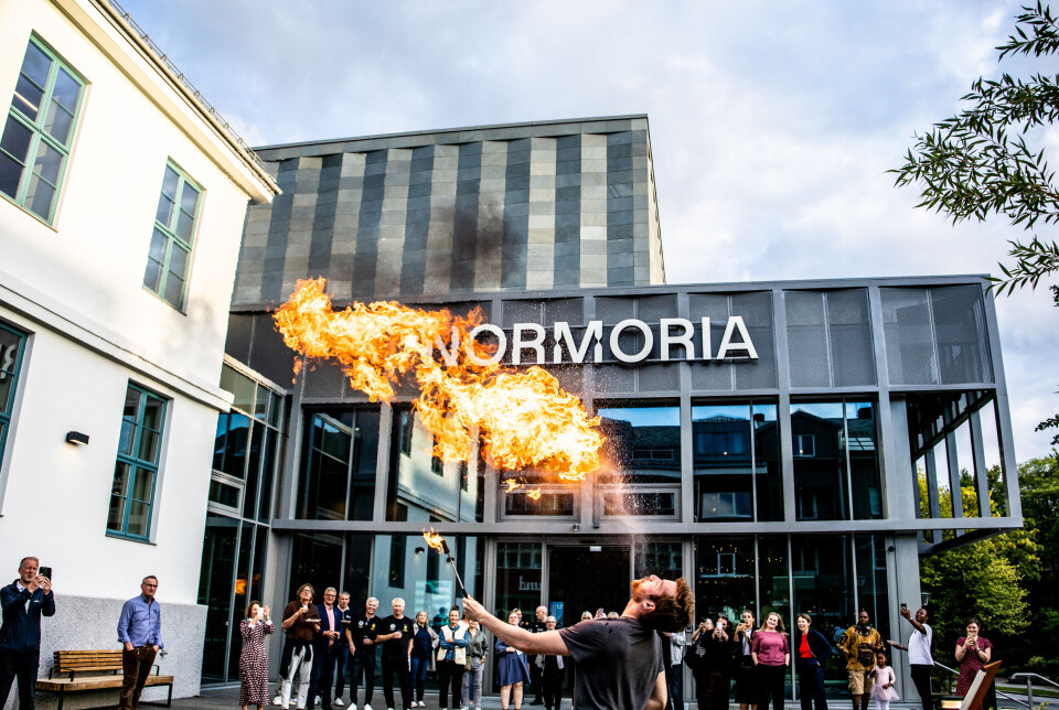 Flammeslukeren Vebjørn Heimland Henni.