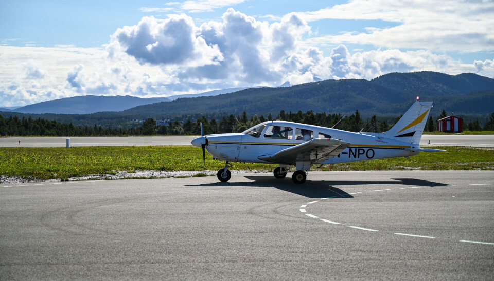 Møre Flyklubb sitt Piper PA-28-181LN-NPO etter siste tur med publikum for dagen.