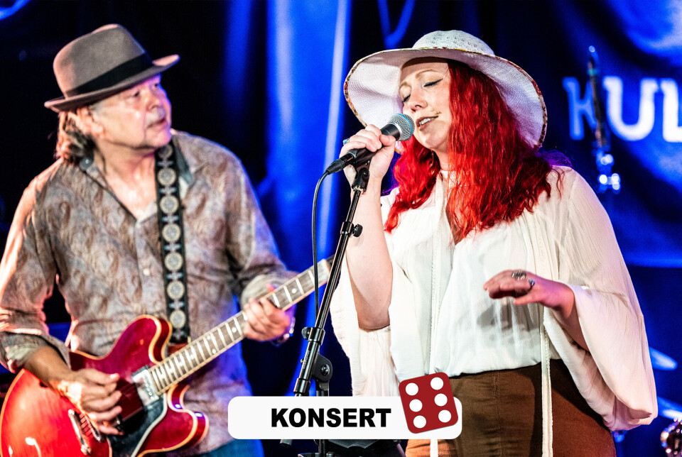 KONSERT: Christina Oddvik Holm hyller kvinnelige pionerer i rockehistorien med kraftfull konsert.