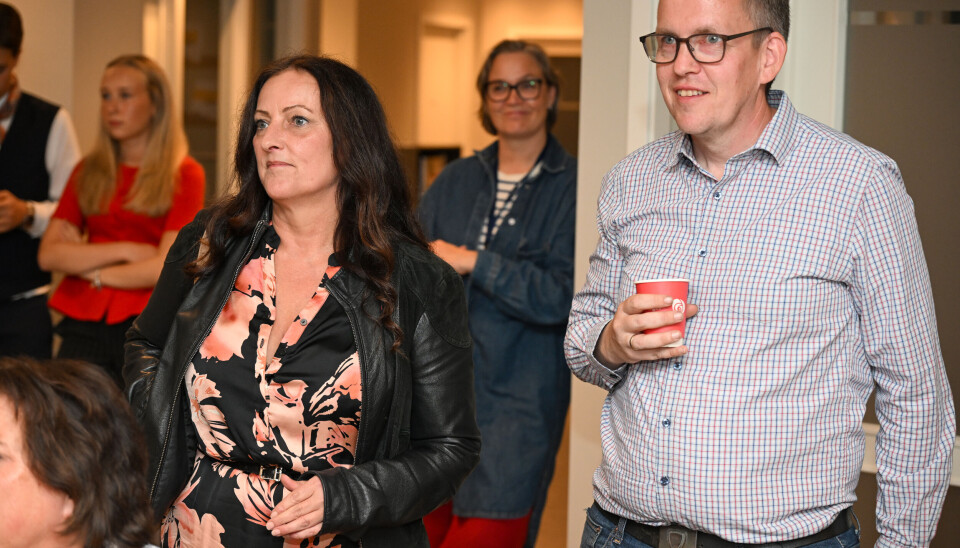 Fra Arbeiderpartiets valgvake i Kristiansund. F.v.: Berit Tønnesen og Tarjei Kulø, organisatorisk nestleder i Kristiansund Arbeiderparti.