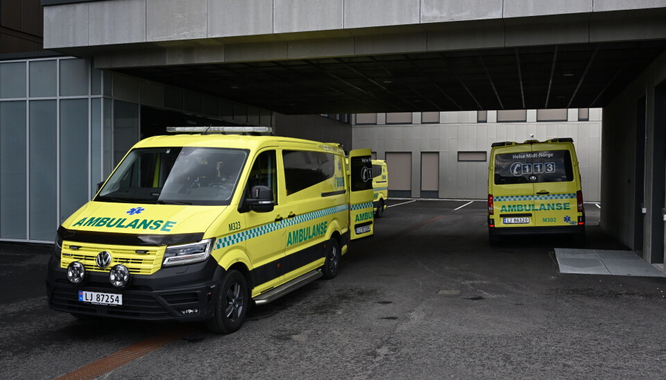 Ambulanse ved Sjukehuset Nordmøre og Romsdal (SNR). FOTO: JOHN BERGE